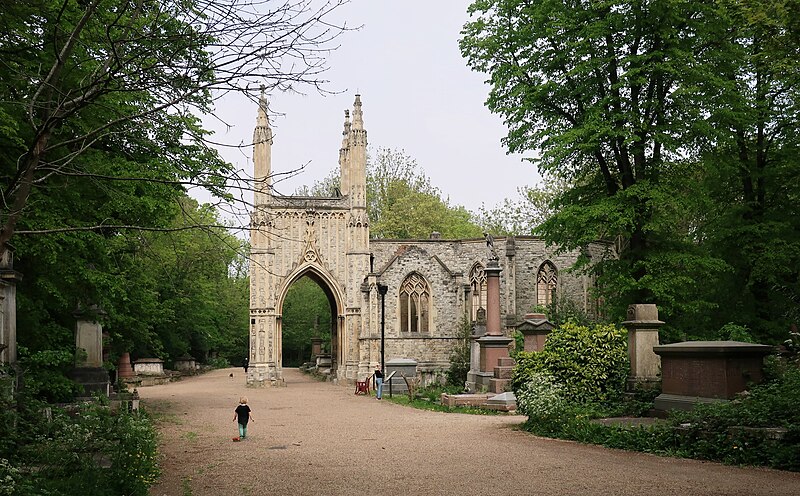 Nunhead Cemetery in South London, a peaceful historic cemetery